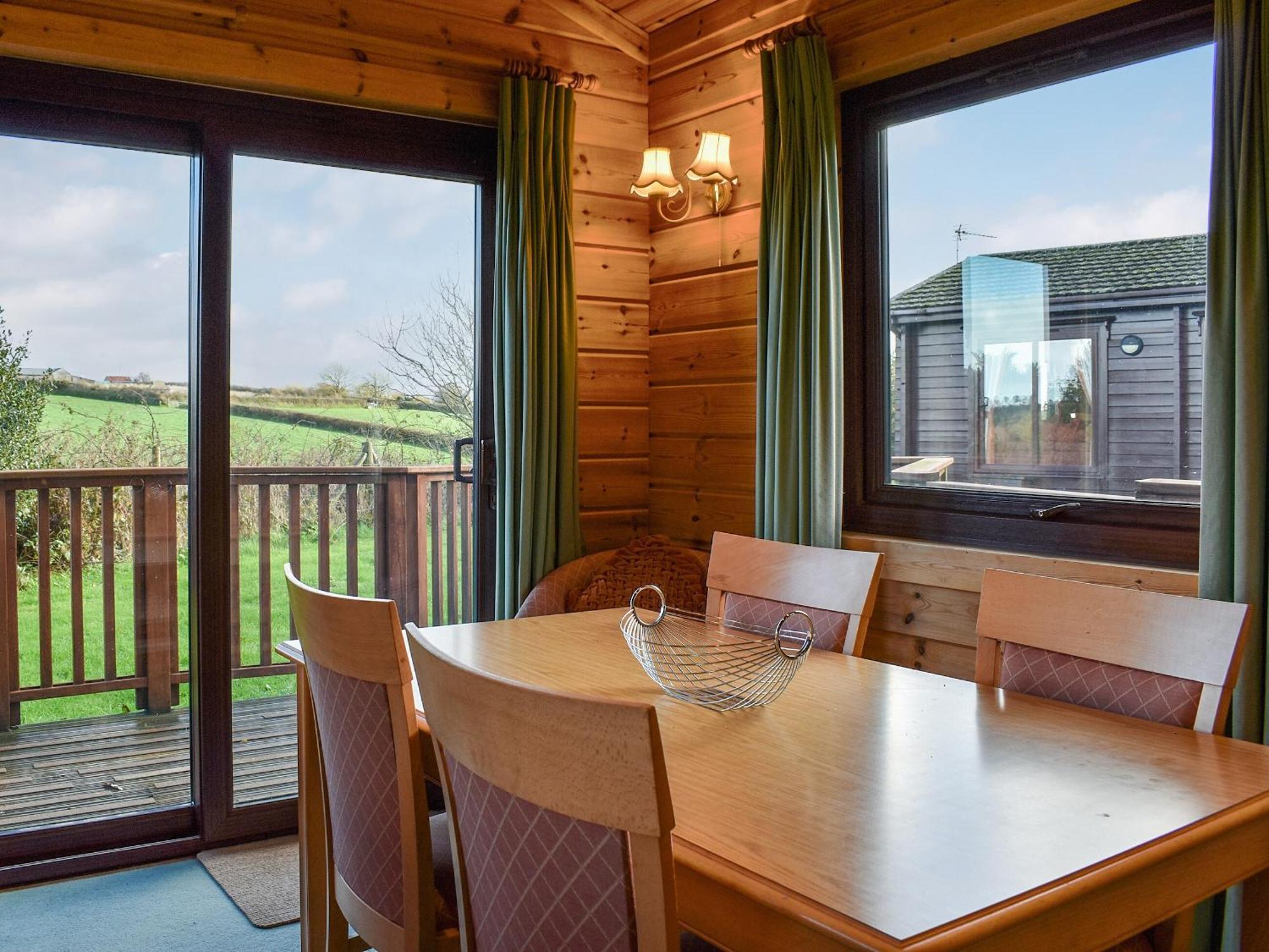 Jasmine Lodge Woolfardisworthy  Ngoại thất bức ảnh